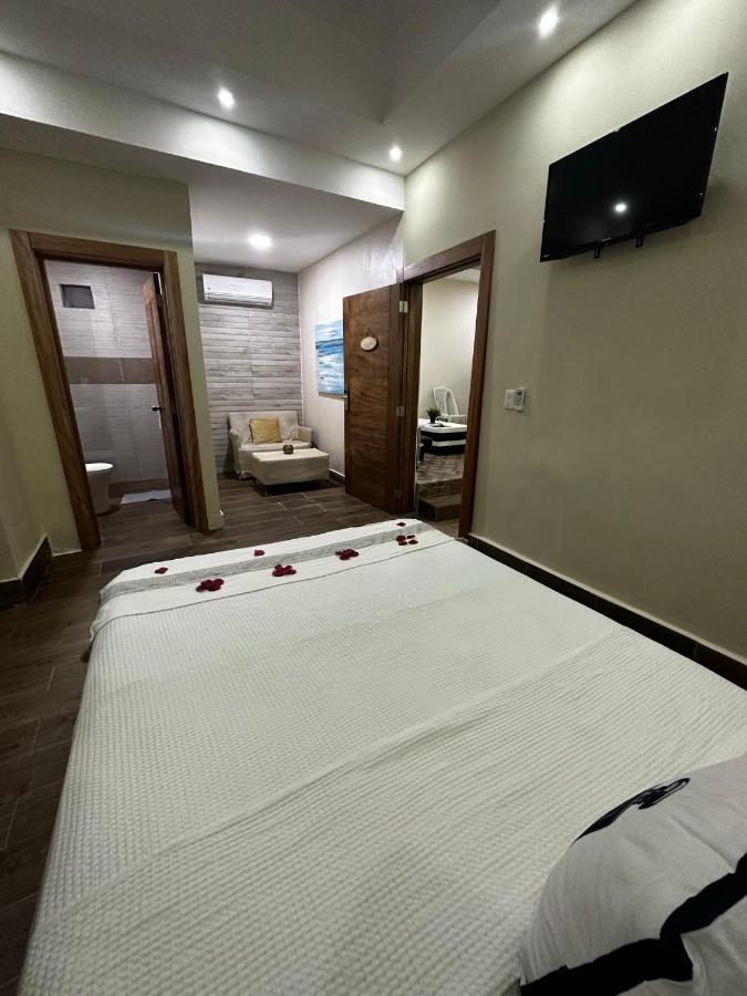Hotel Monarca Higuey Exterior photo